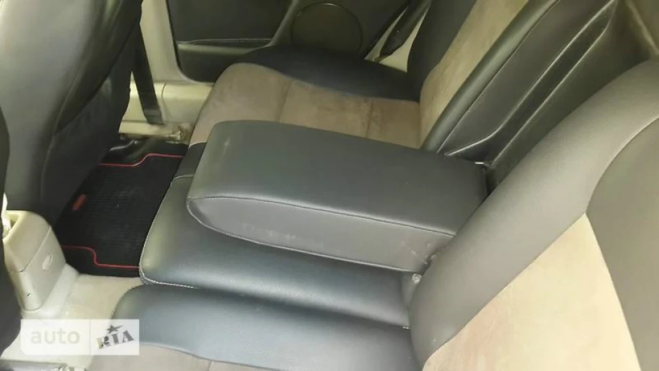 Volkswagen Vento 3