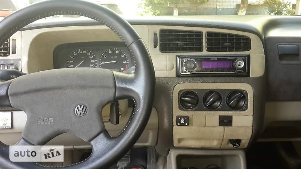 Volkswagen Vento 4