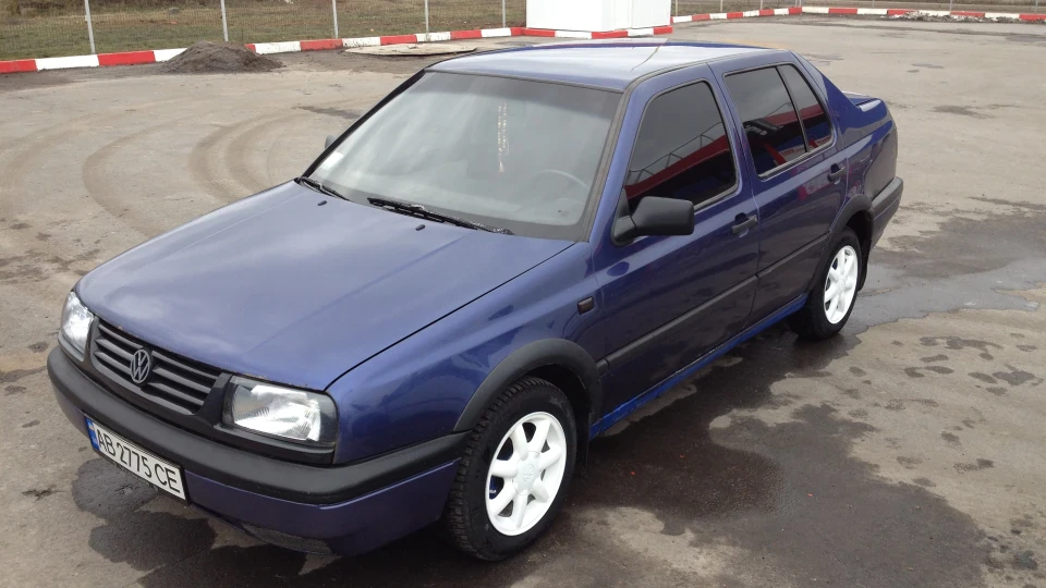 Volkswagen Vento 2