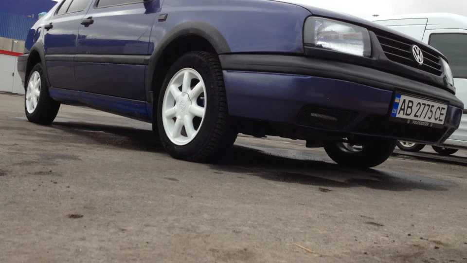 Volkswagen Vento 3