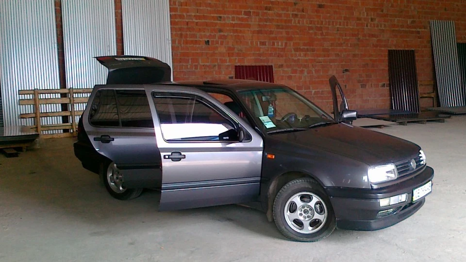 Volkswagen Vento 3