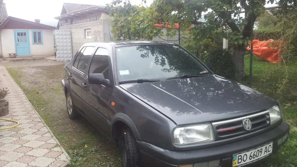 Volkswagen Vento 1.8 (90.лс) 3