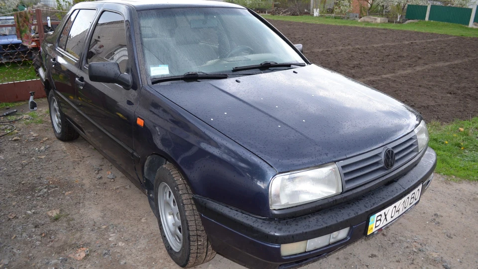 Volkswagen Vento 1.8 3