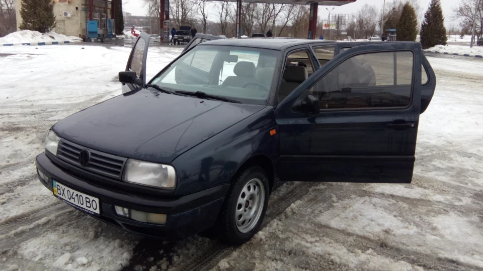Volkswagen Vento 1.8 5