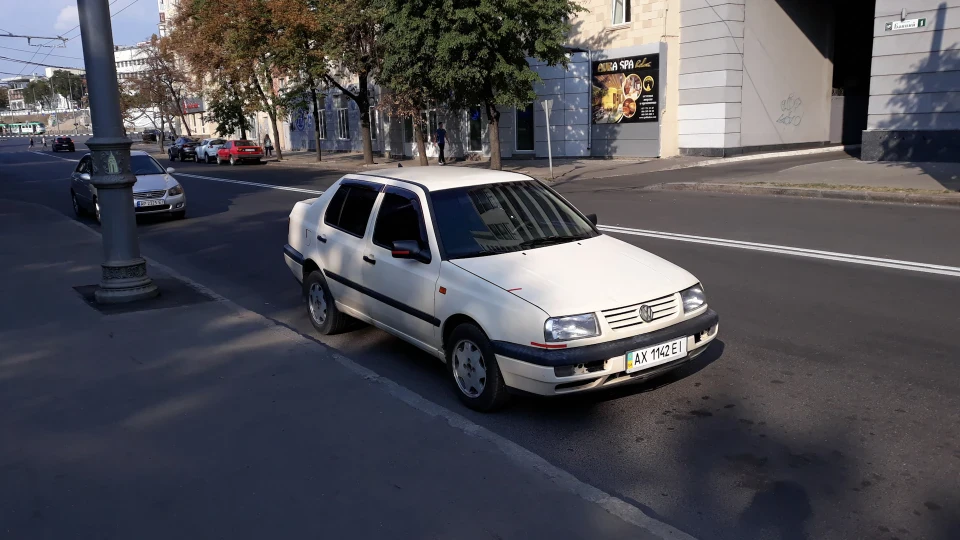 Volkswagen Vento 1.9 D (1Y) Ластівка 4