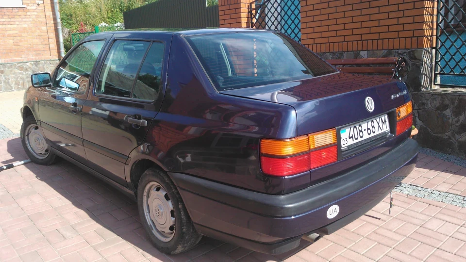 Volkswagen Vento 1.9 турбо дизель 3