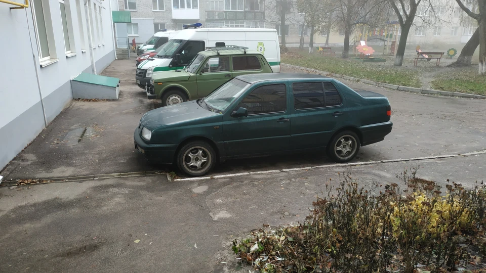 Volkswagen Vento 1.9TDI 3