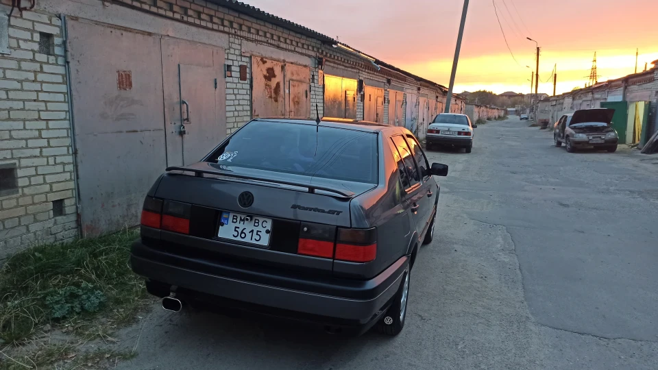 Volkswagen Vento 2.0 GT 2