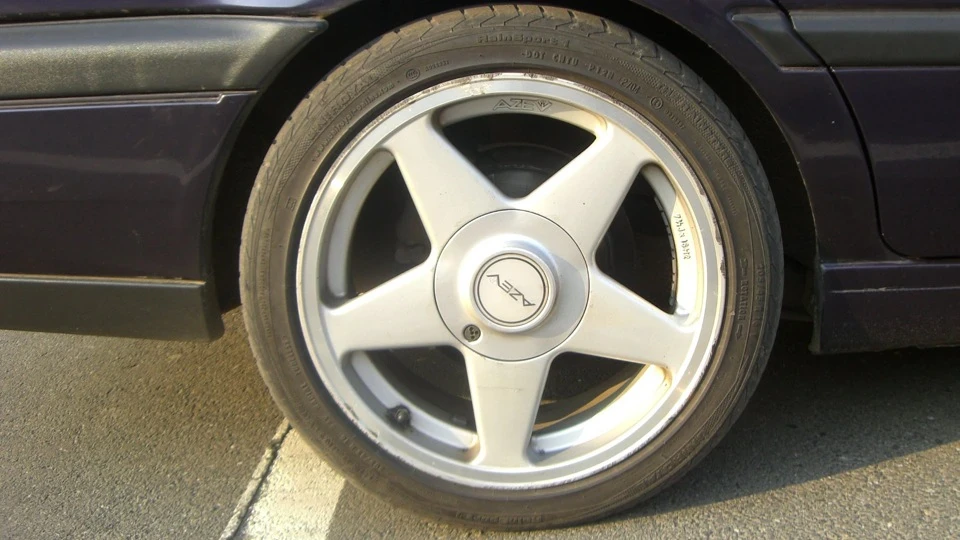 Volkswagen Vento 2.0 4
