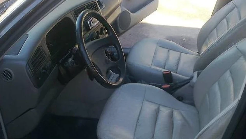Volkswagen Vento Чорна ластівка 2