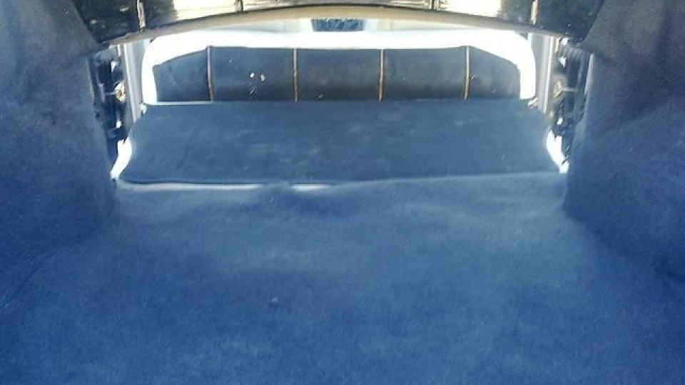 Volkswagen Vento Чорна ластівка 5