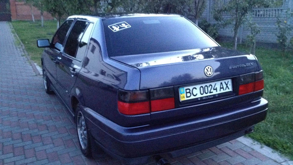 Volkswagen Vento GLX 3