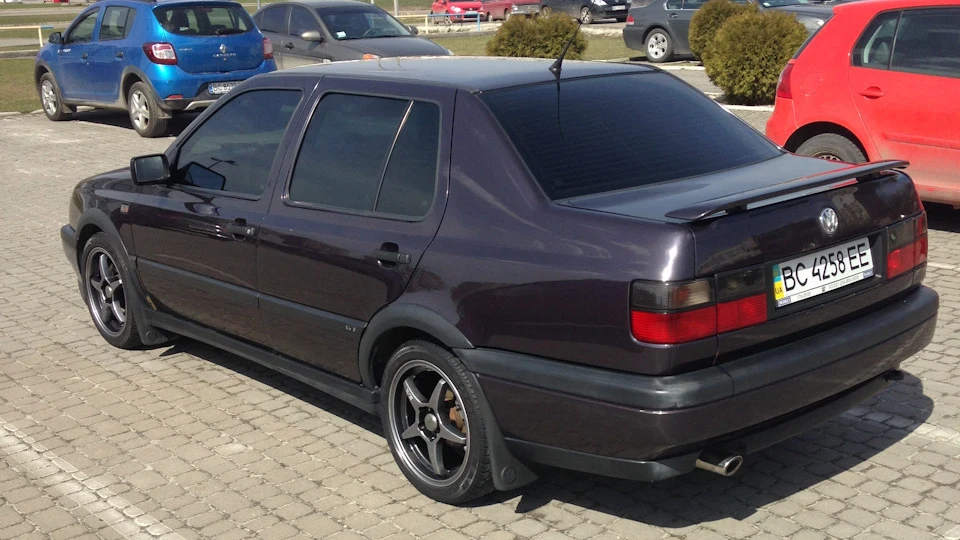 Volkswagen Vento GT VioLet 4
