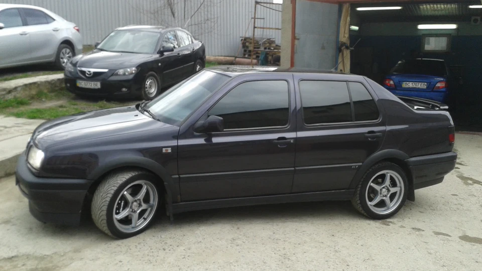 Volkswagen Vento GT 4