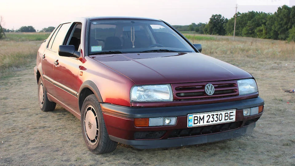 Volkswagen Vento Червоний красень 1.8 аам 3