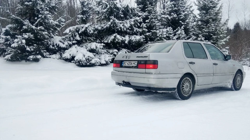 Volkswagen Vento Lviv 3