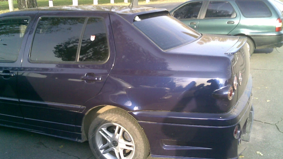 Volkswagen Vento Гвинт 4