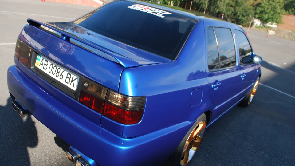 Volkswagen Vento VR6 2