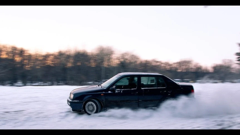Volkswagen Vento will try to be low 3
