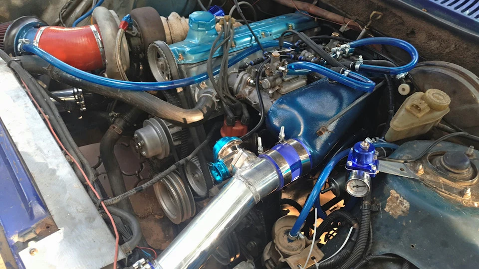 Volvo 242 Custom)))