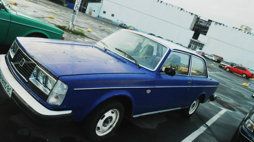 Volvo 242 Custom))) 2