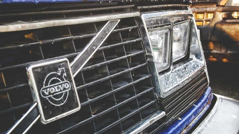 Volvo 242 Custom))) 4