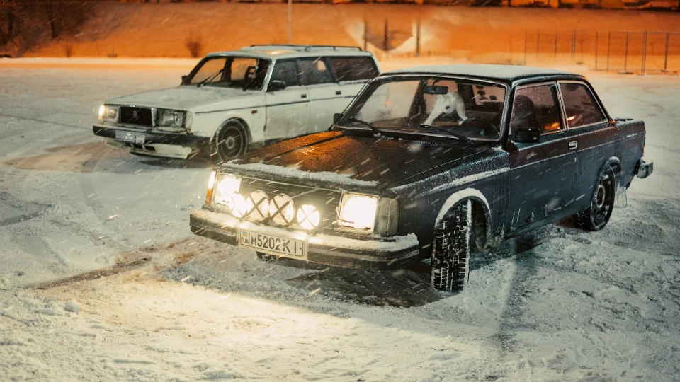 Volvo 242 Flying Brick 5