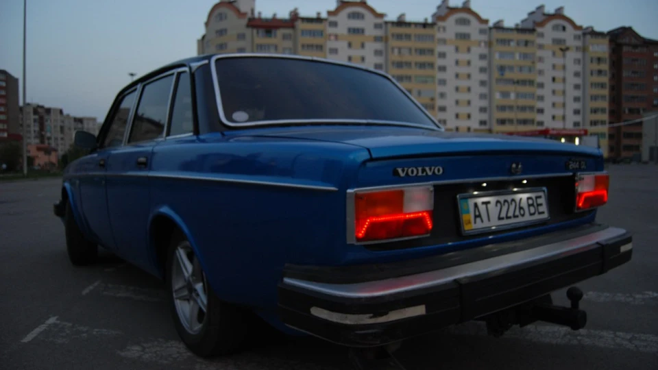 Volvo 244 4