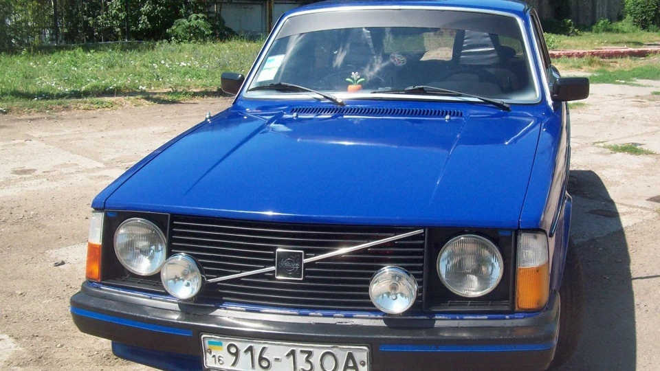 Volvo 244 2.0 2