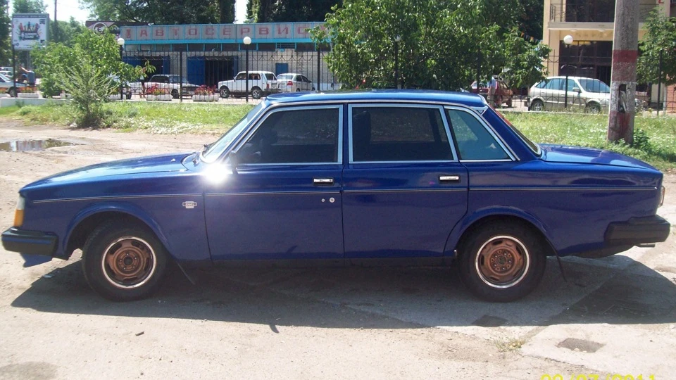 Volvo 244 2.0 4