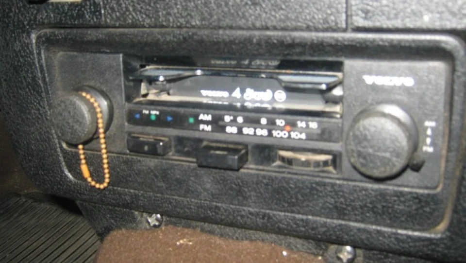 Volvo 244 DLS 3