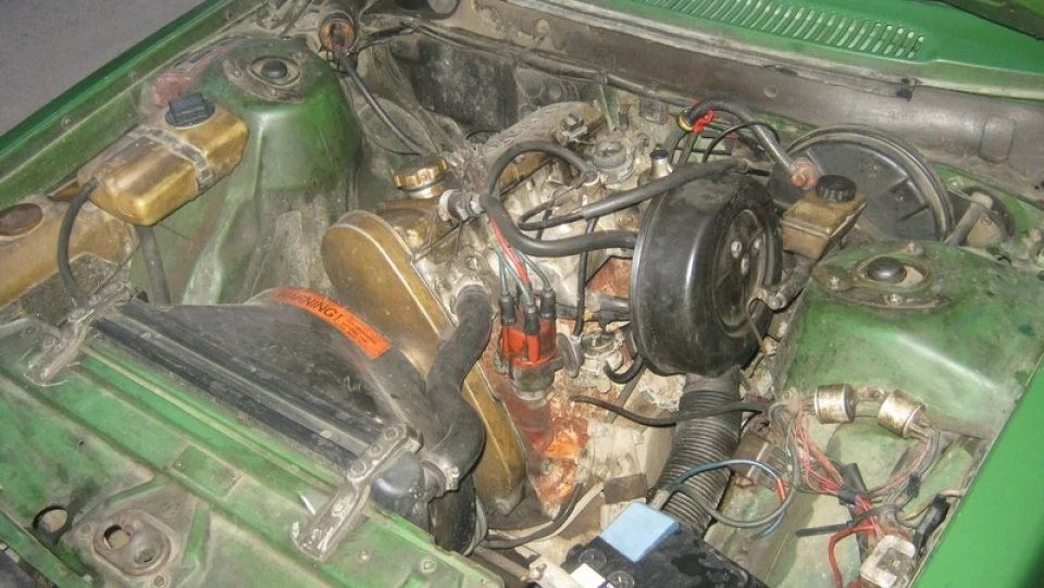 Volvo 244 DLS 5