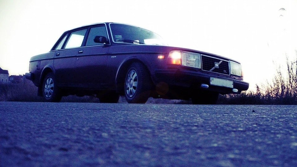 Volvo 244 GLE D24TIC 2
