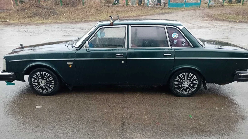 Volvo 244 Крокодил Гена 4