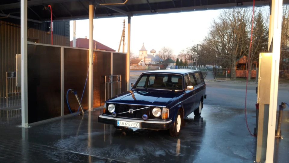 Volvo 245 Бабуся