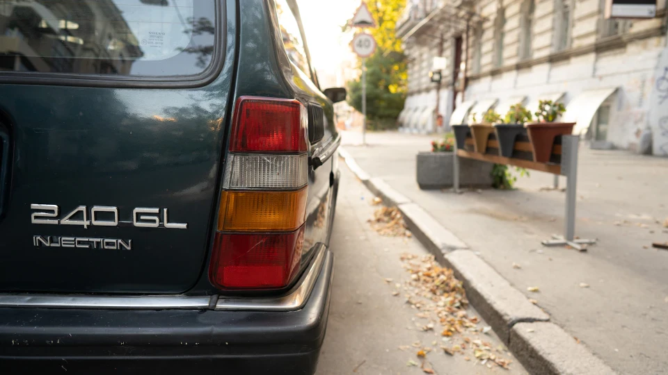Volvo 245 bad arts 3