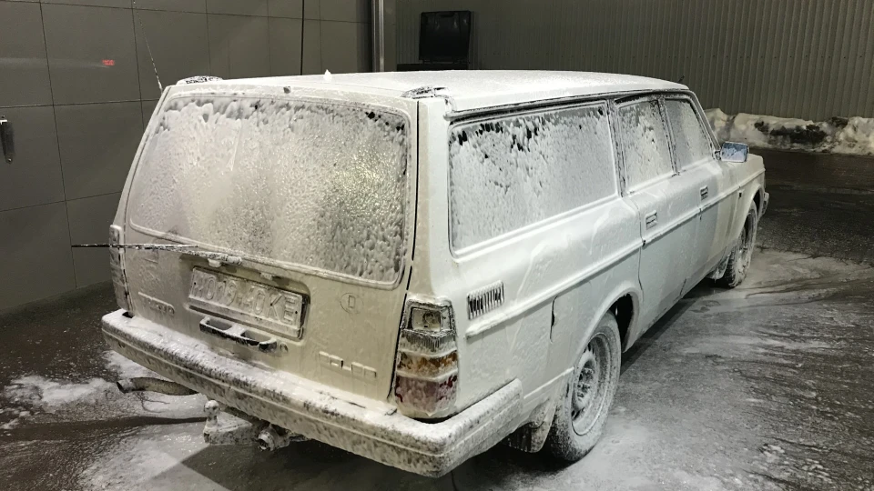 Volvo 245 Polar 3