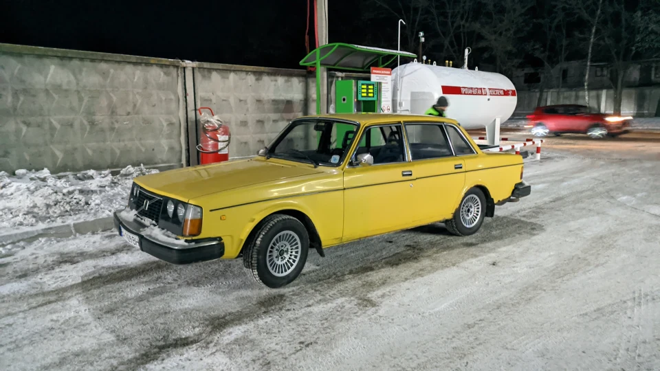 Volvo 264