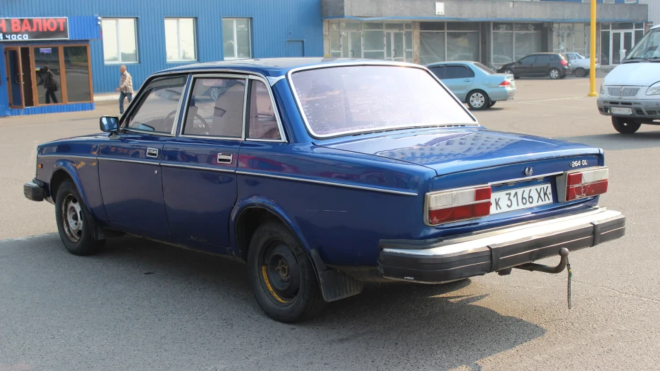 Volvo 264 DL Dedulya 2