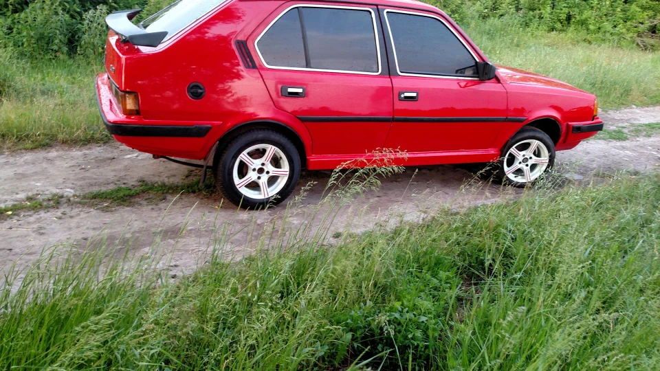 Volvo 340 2
