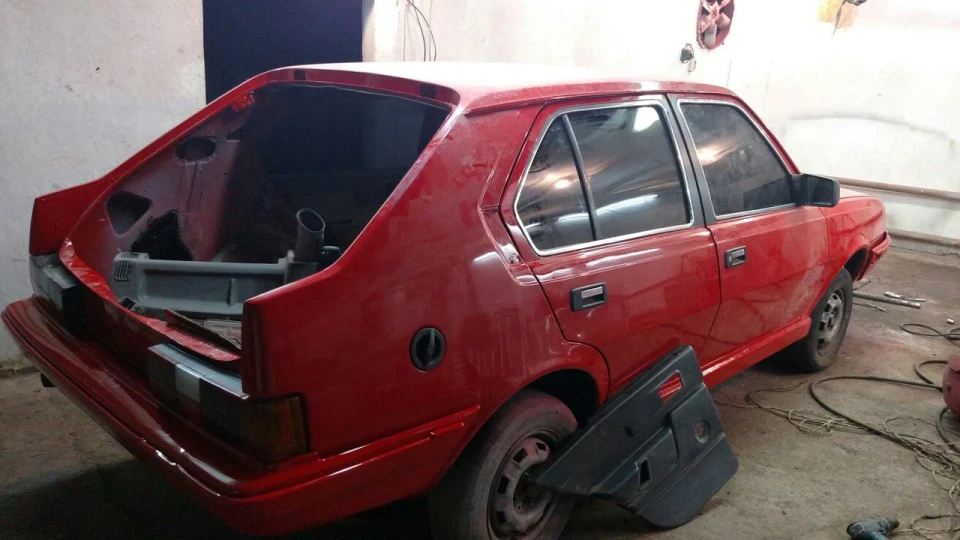 Volvo 340 4