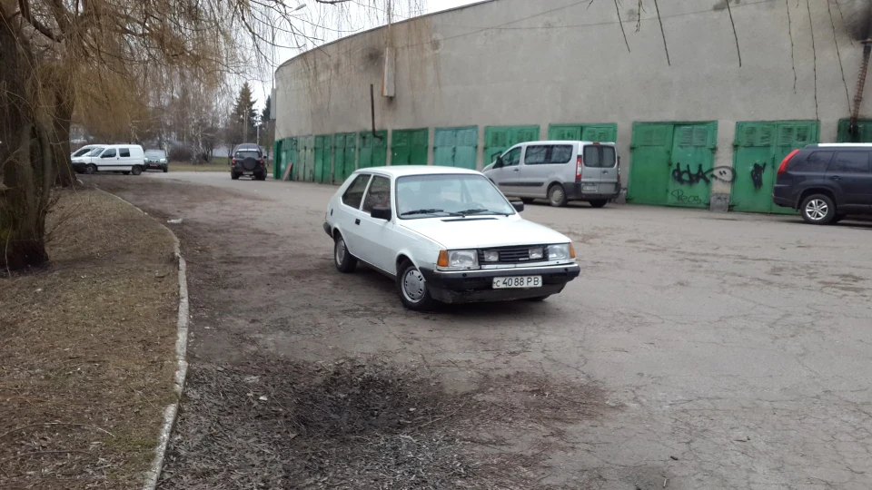 Volvo 340 1.4 White Swallow 3