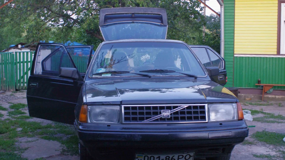 Volvo 340 Back in Black 2