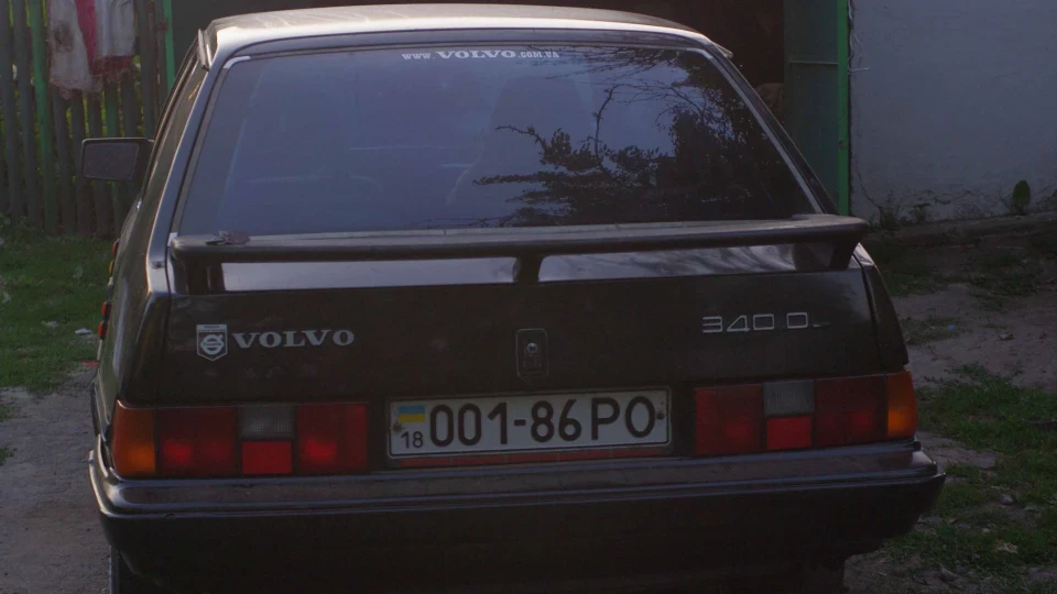 Volvo 340 Back in Black 4