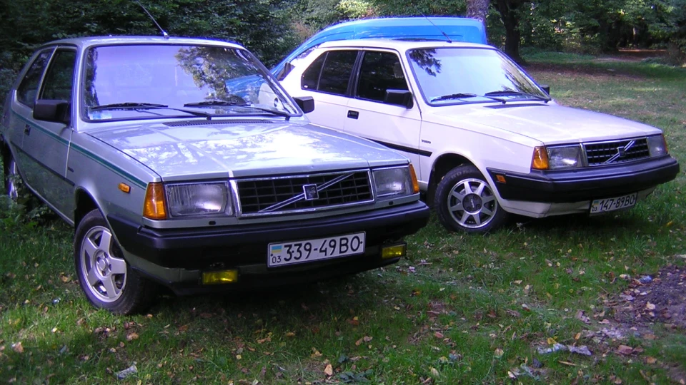 Volvo 340 DL 3