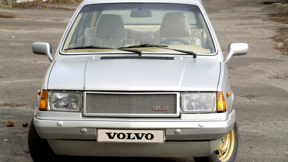 Volvo 360 GLS 🛠 Restomod 🛠 4