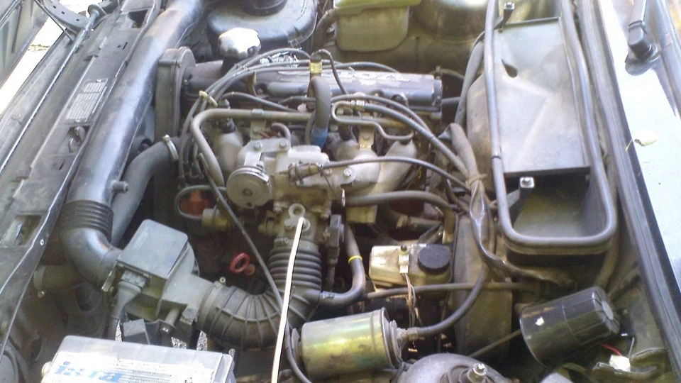 Volvo 360 GLT 3