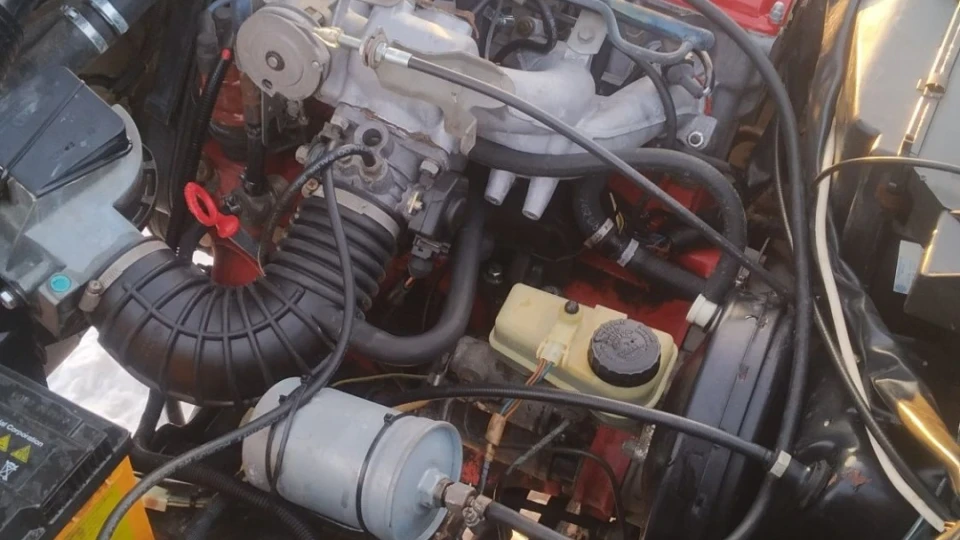 Volvo 360 Вольво 2.0л 5