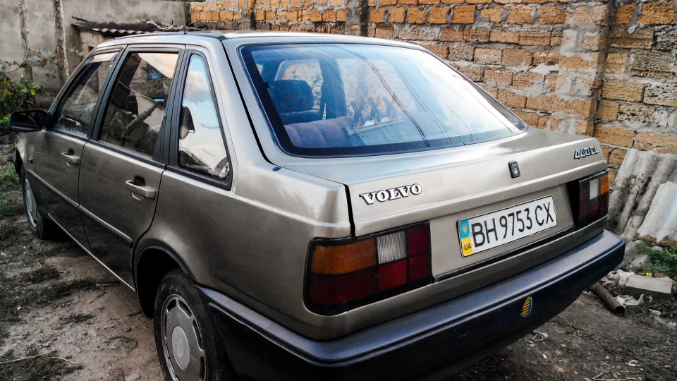 Volvo 440 2