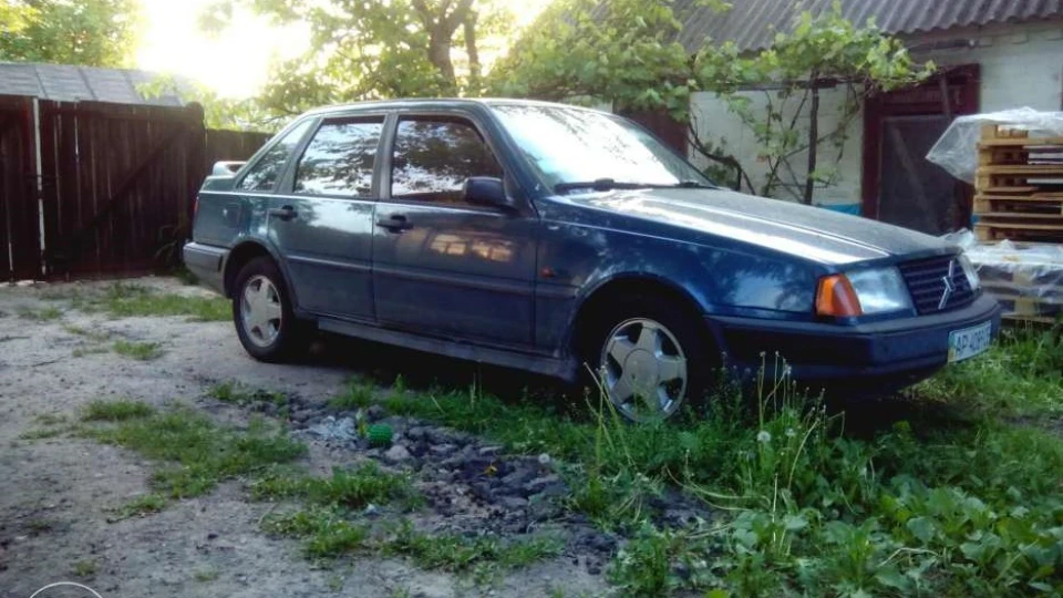 Volvo 440 2